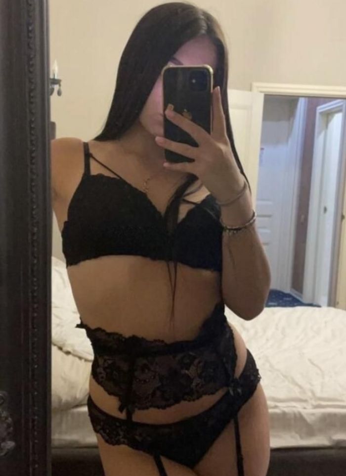   , , +7 (924) 672-9424
