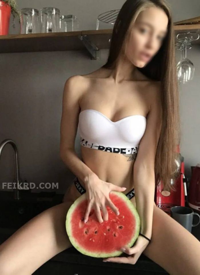     +7 (993) 898-8009